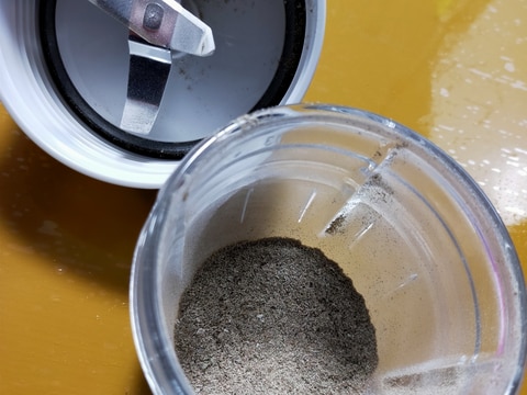 おぼろ昆布で、昆布だし【サイレントミルサー】